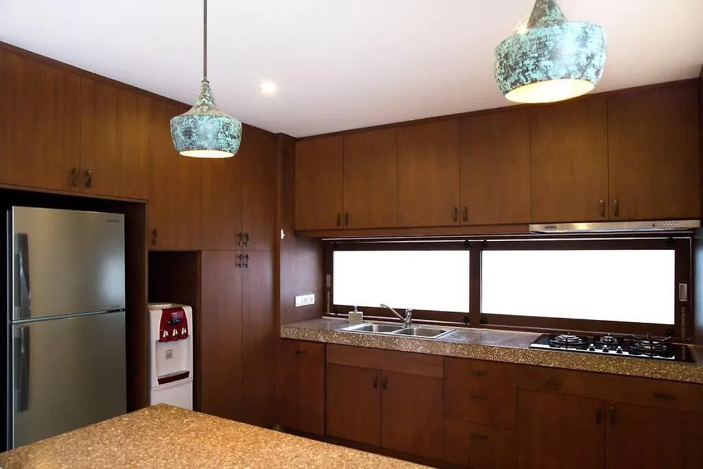 Villa Coklat 3Bdr. Drupadi Seminyak Индонезия