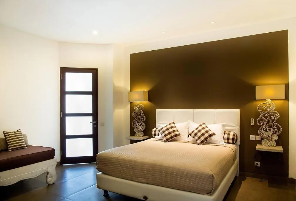 Villa Coklat 3Bdr. Drupadi Seminyak Indonesia