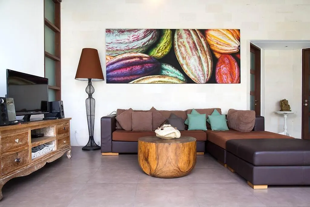 Villa Coklat 3Bdr. Drupadi Seminyak